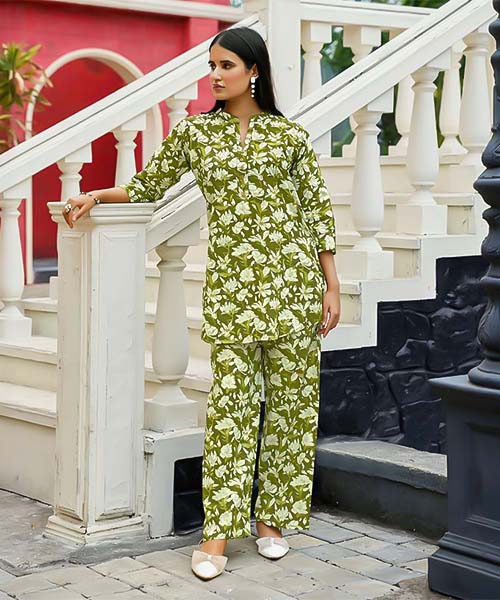 Green  Cotton Casual Wear Salwar Kameez in canada