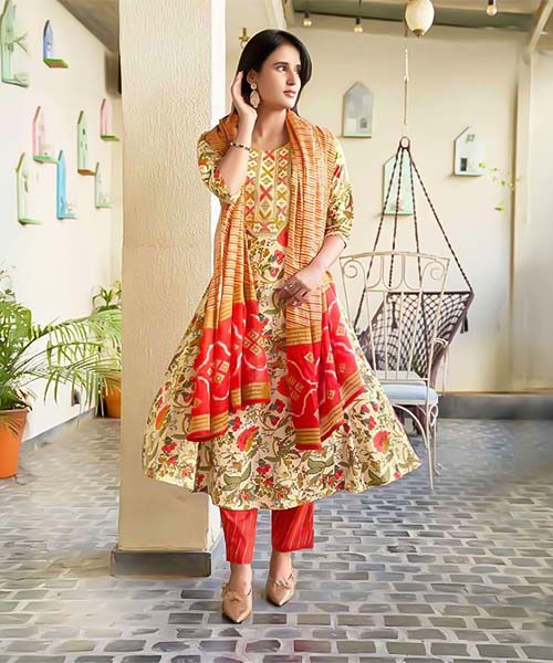 Yellow  Cotton Casual Wear Salwar Kameez in swindon
