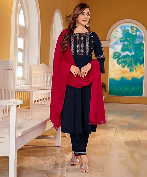 Black Rayon Weaving Casual Wear Salwar Kameez in peterborough