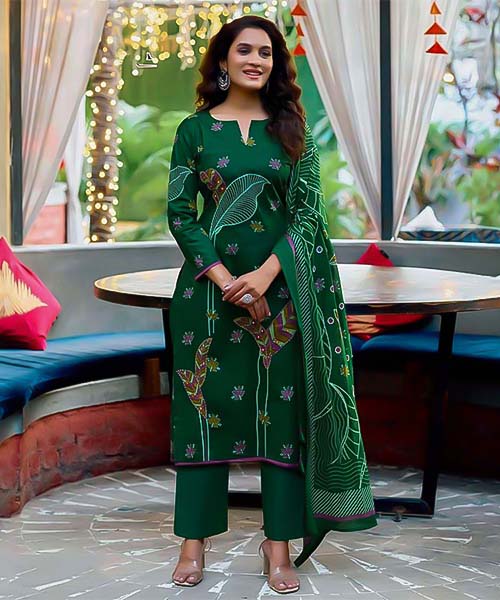 Green Cotton Printed Salwar Kameez in coventry