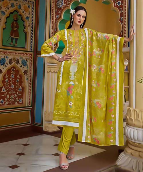 Green  Cotton Casual Wear Salwar Kameez in northampton